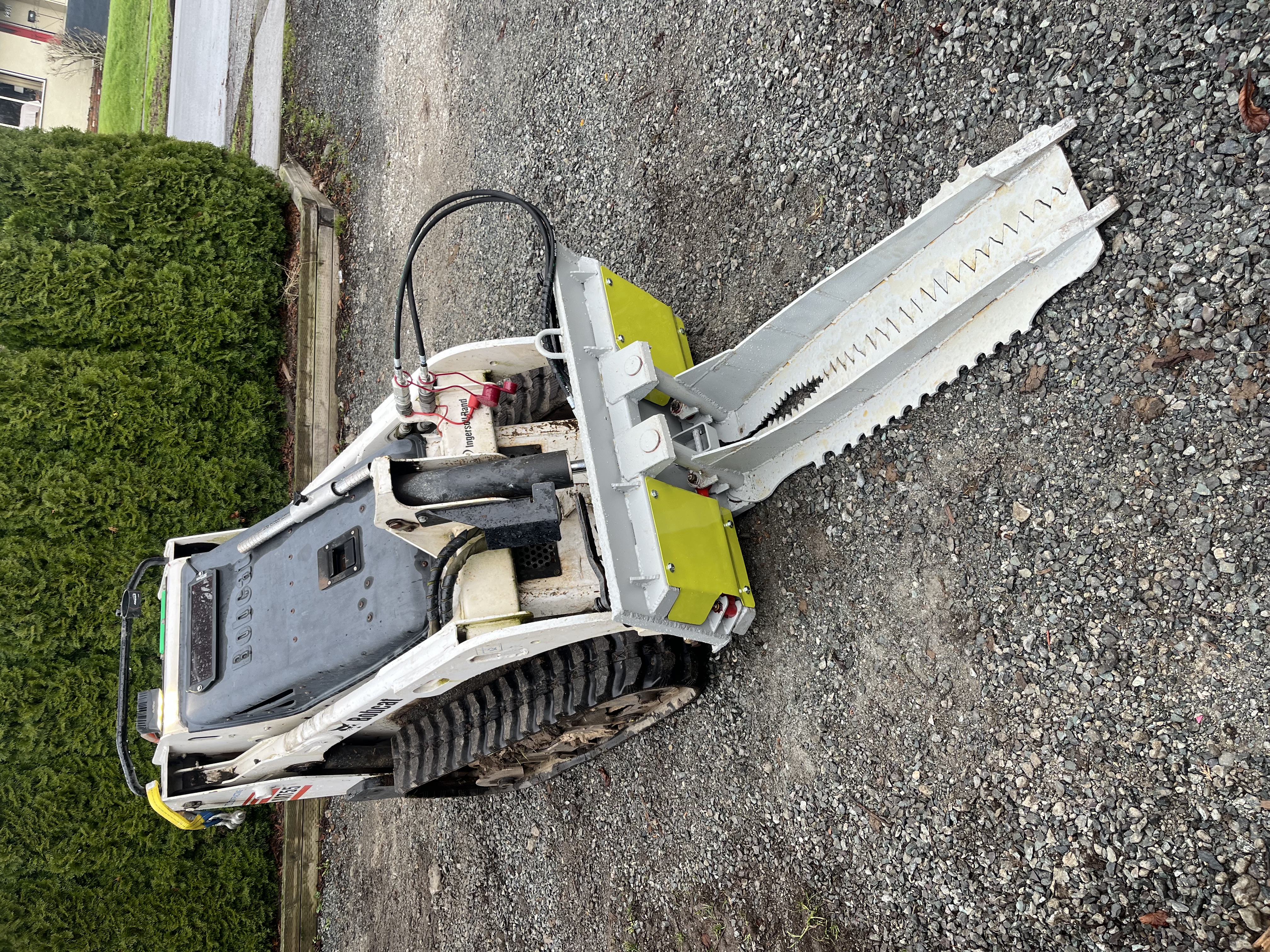 Land Plane Attachment